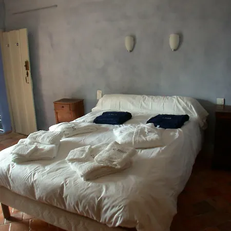 Feriehus Hameau De Cauduro Babeau-Bouldoux