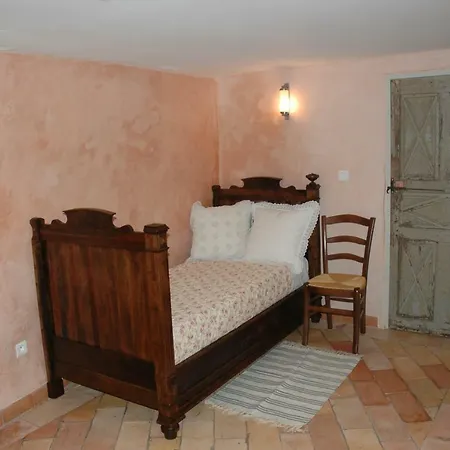 Hameau De Cauduro Feriehus